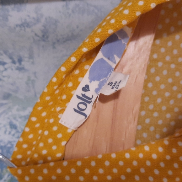 Jolt size small Blouse mustard yellow with small polka dots button up front - Picture 4 of 6